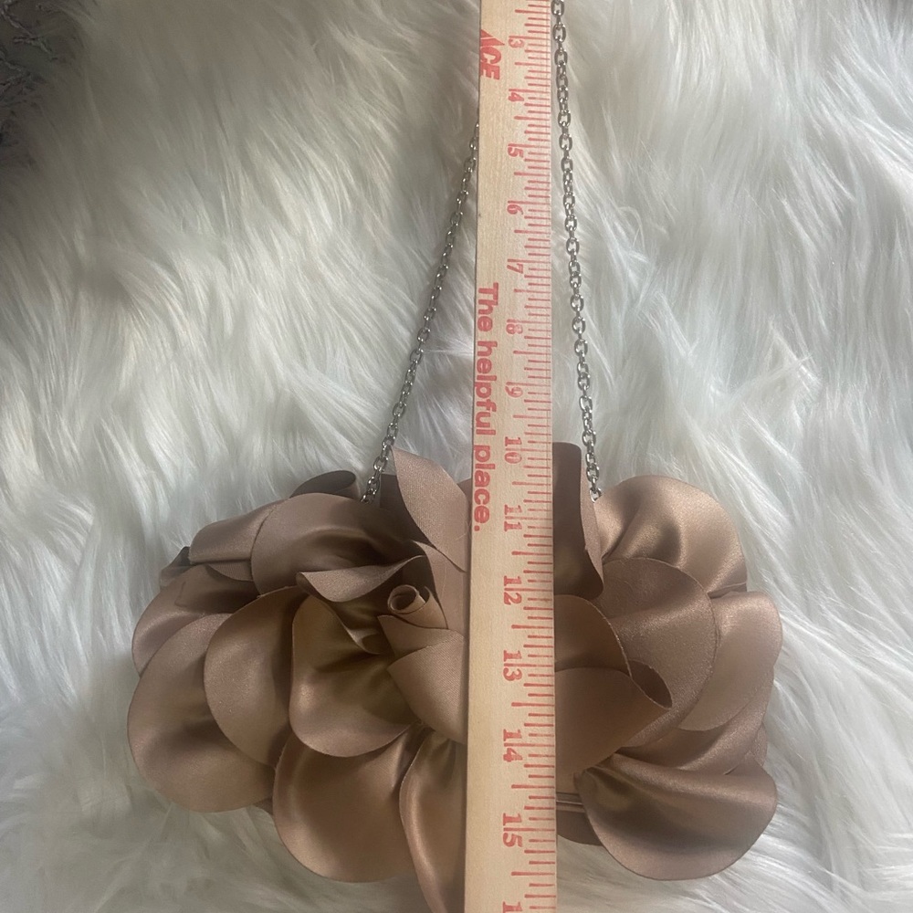 Sondra Roberts Tan Floral Clutch - Picture 6 of 10